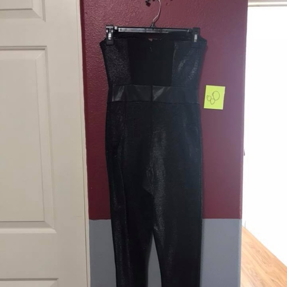🌺Bebe Shiny Black Pantsuit/Jumpsuit🌺 - Picture 2 of 2